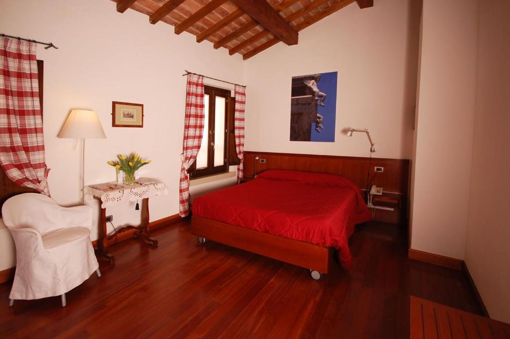 Dolcemela Hotel Ferrara Kamer foto