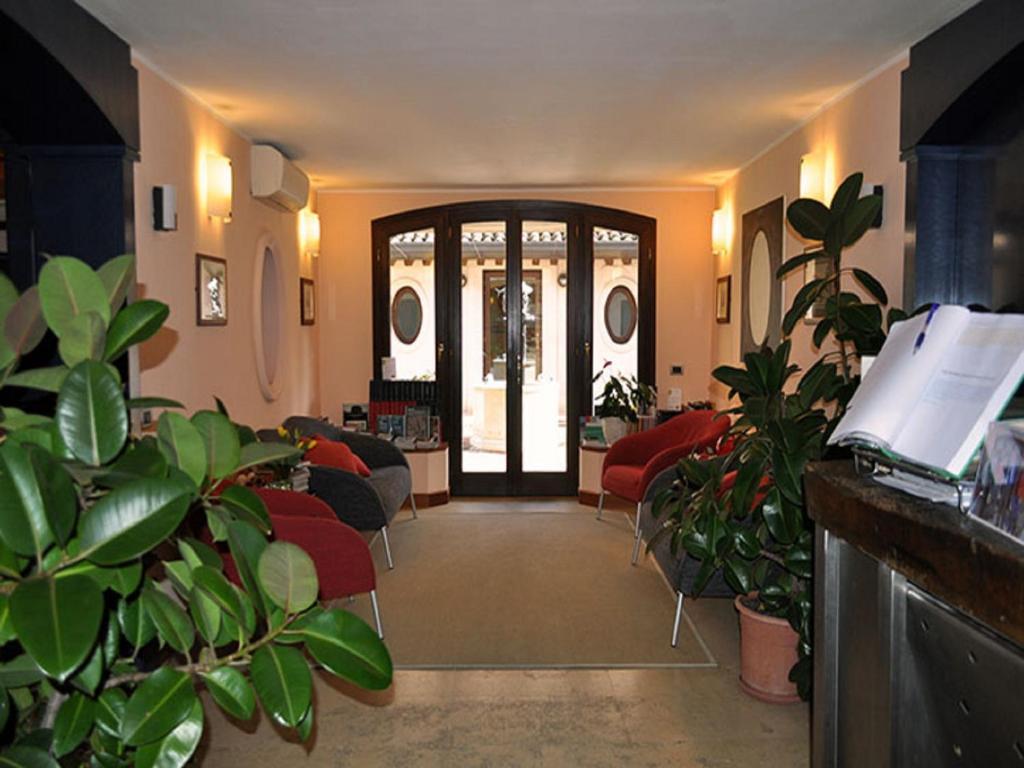 Dolcemela Hotel Ferrara Buitenkant foto