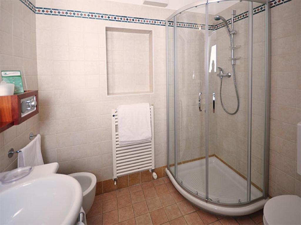 Dolcemela Hotel Ferrara Kamer foto